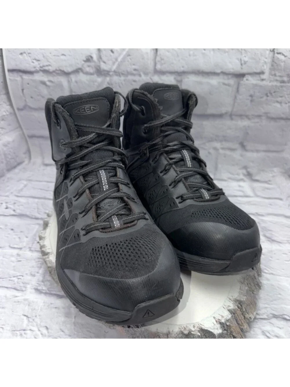 Keen utility vista